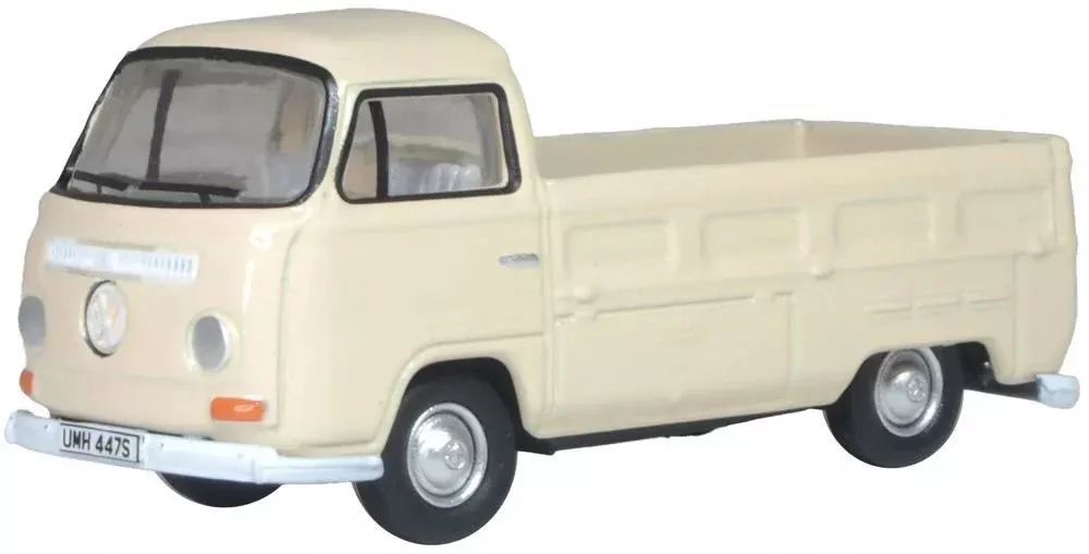 76VW034 Oxford Diecast VW T2 Bay Window Pick Up Dakota Beige