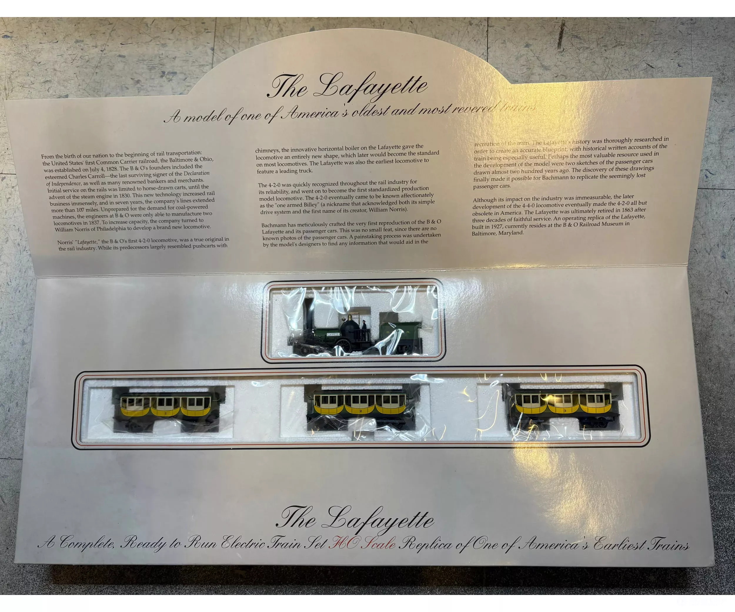 Bachmann 00628 HO The Lafayette 4-2-0 Steam Locomotive with 3 Passenger Car Set Baltimore and Ohio (BO) Analog DC (2nd Hand)