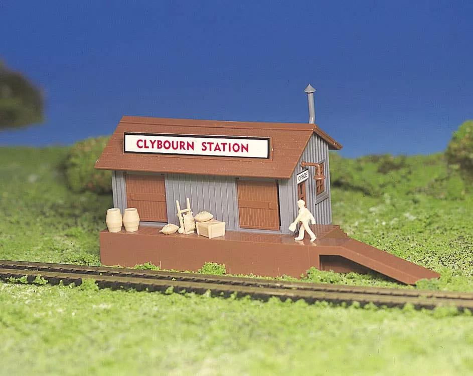 Bachmann 45171 Plasticville Classic Kit - Freight Station -- 2-3/8 x 4-3/4"6 x 12.1cm HO Scale
