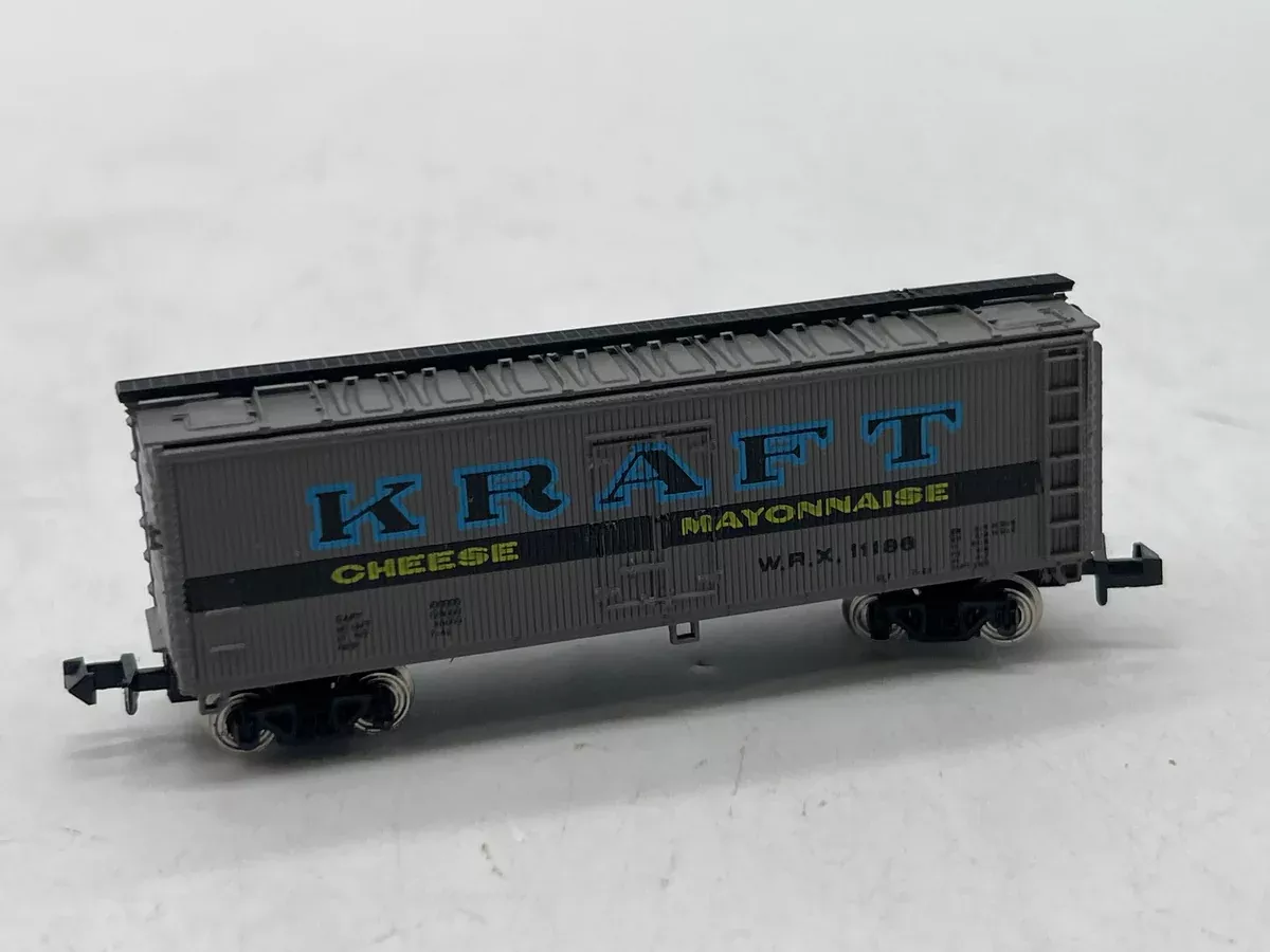 Bachmann 73661 kraft reefer N Scale Like New