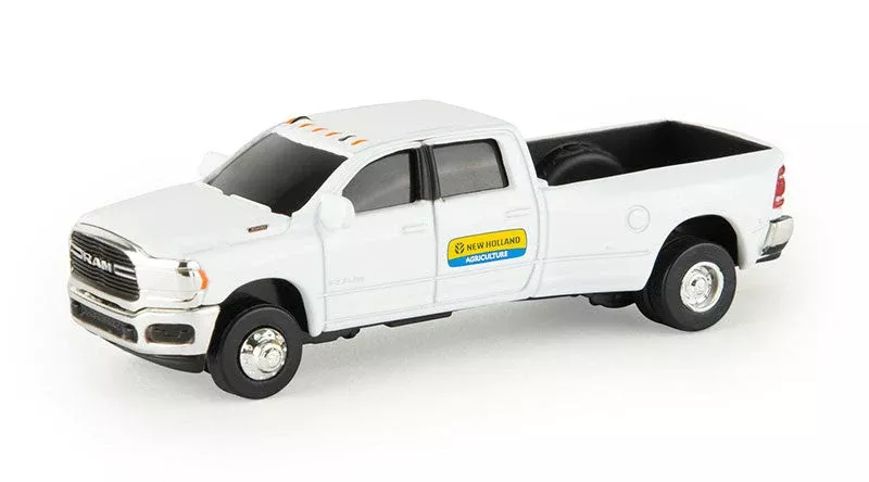 Ertl 13983 1/64 Scale New Holland – Ram 3500 Big Horn Dealership