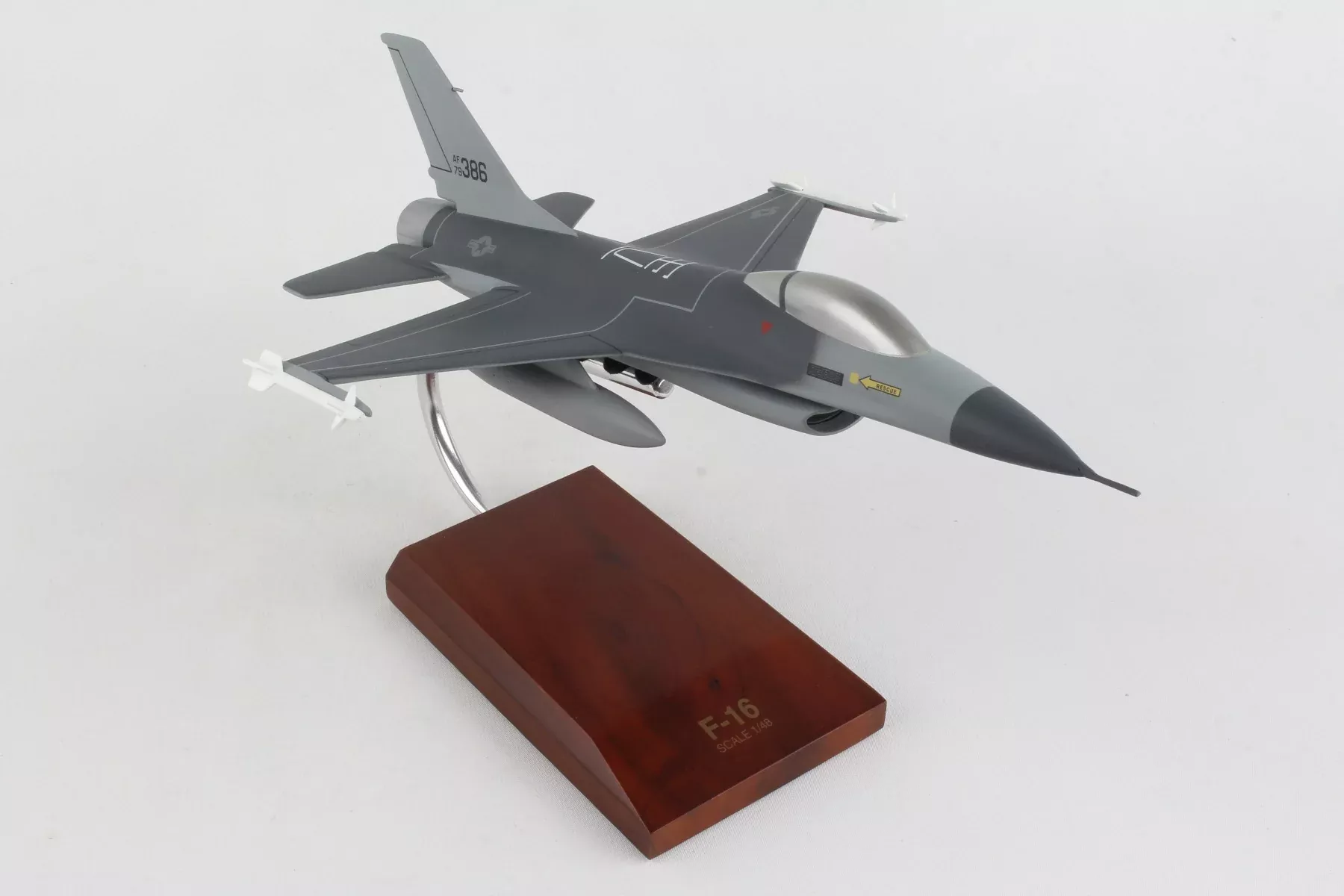 Executive Series B4148 Exec Ser F-16A Falcon 1/48 (Cf016Tp)