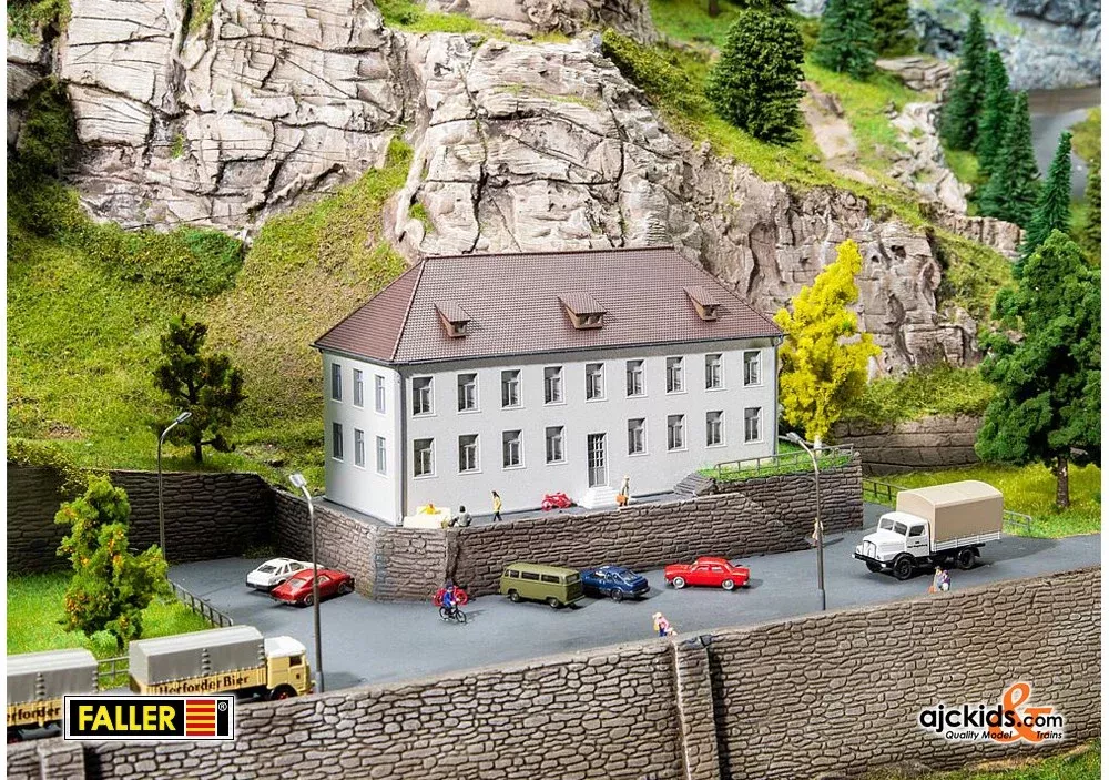 Faller 232181 - Military accommodation