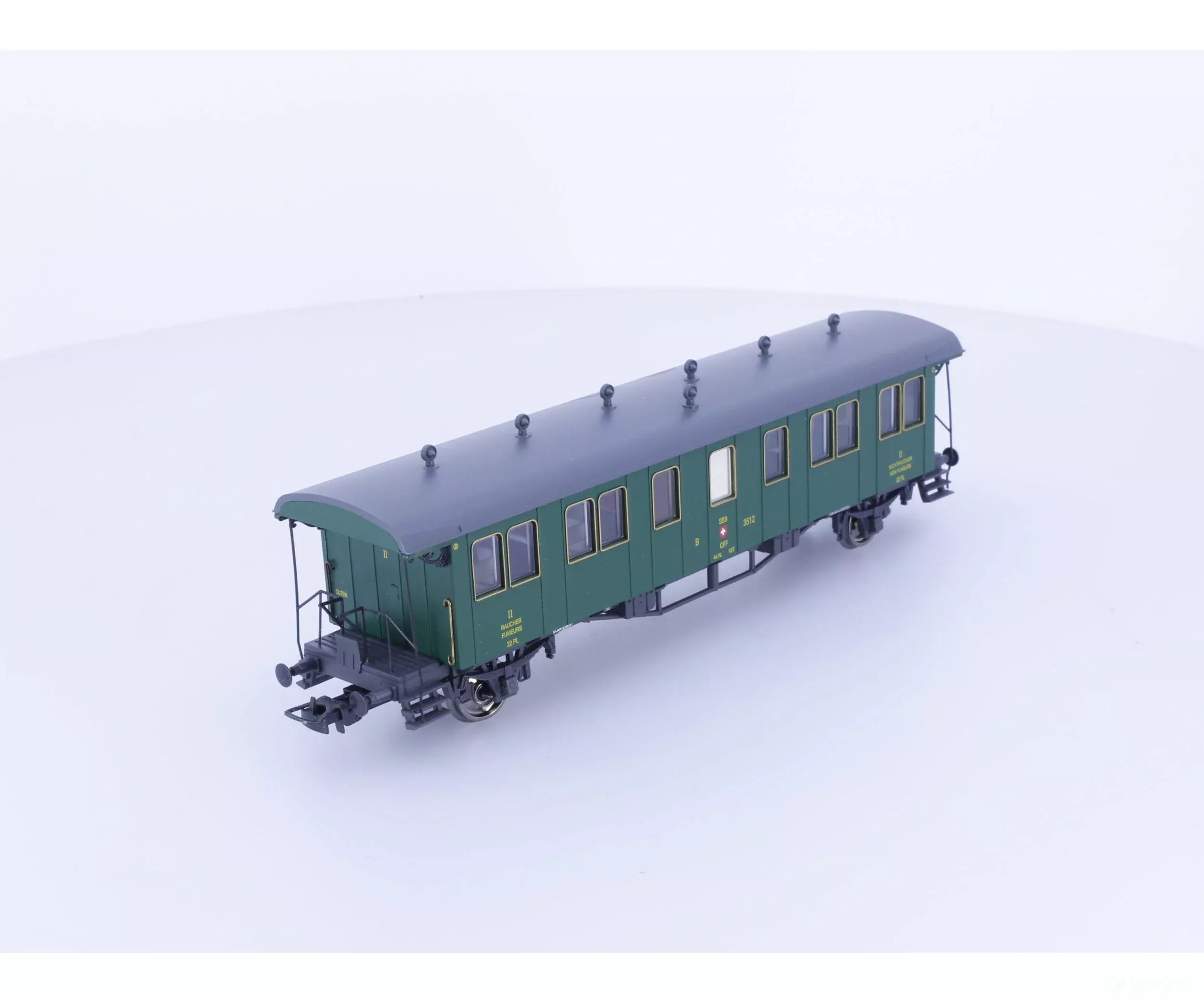 Liliput L334480 HO SBB-CFF-FFS Oldtimerwagen 2nd Class Passenger Coach Type B #4 3512 (2nd Hand)