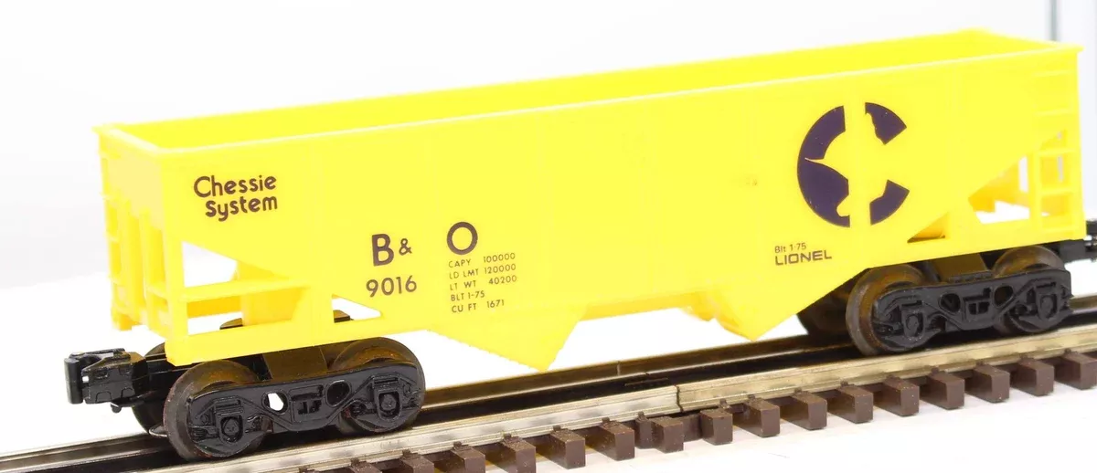 Lionel 6-9016 B&O Chessie System Hopper Car O Scale Used Damaged Box