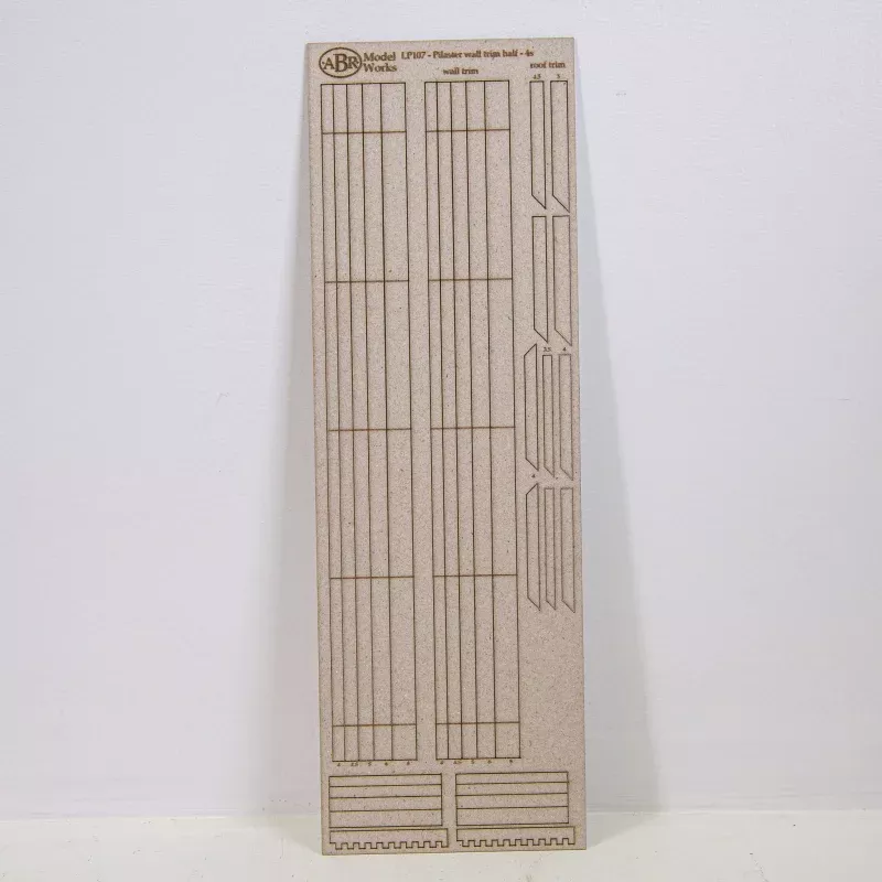 LP107 - HO Scale - Pilaster wall trim for a half-width panel, 4 storey