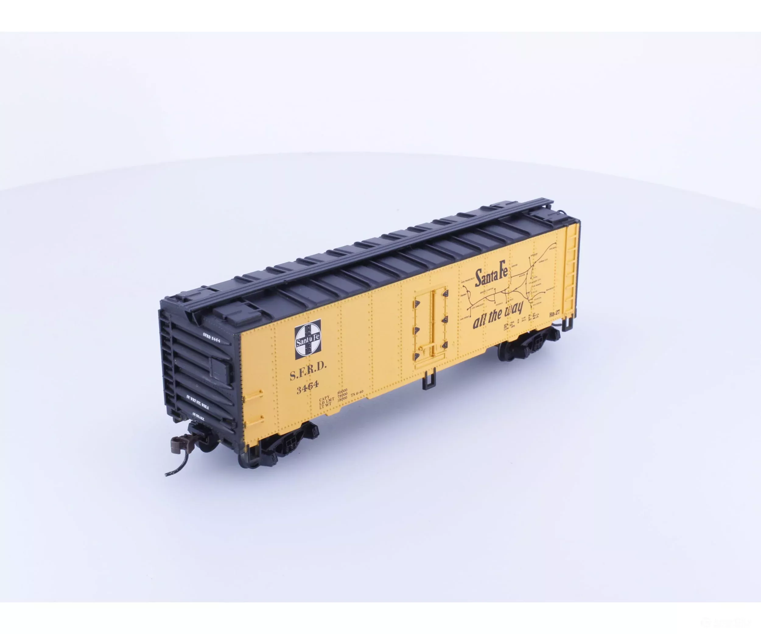 Mantua 733001 HO 41′ Steel Refrigerator Car Santa Fe (SF) 3464 (2nd Hand)