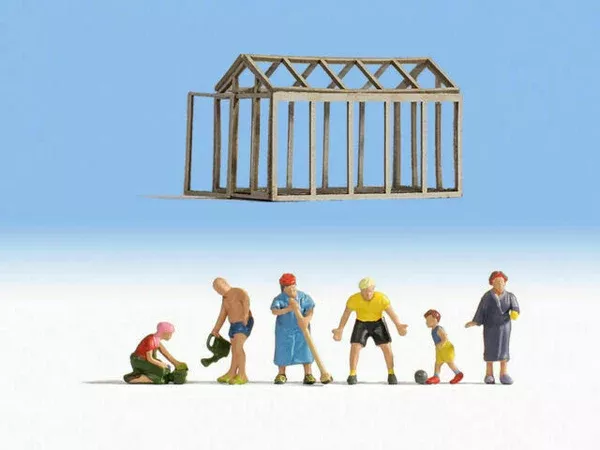 Noch 12030 - In The Garden (HO Scale)