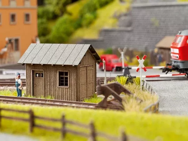 Noch 14640 – Laser-Cut Minis – Small Track House (N Scale)