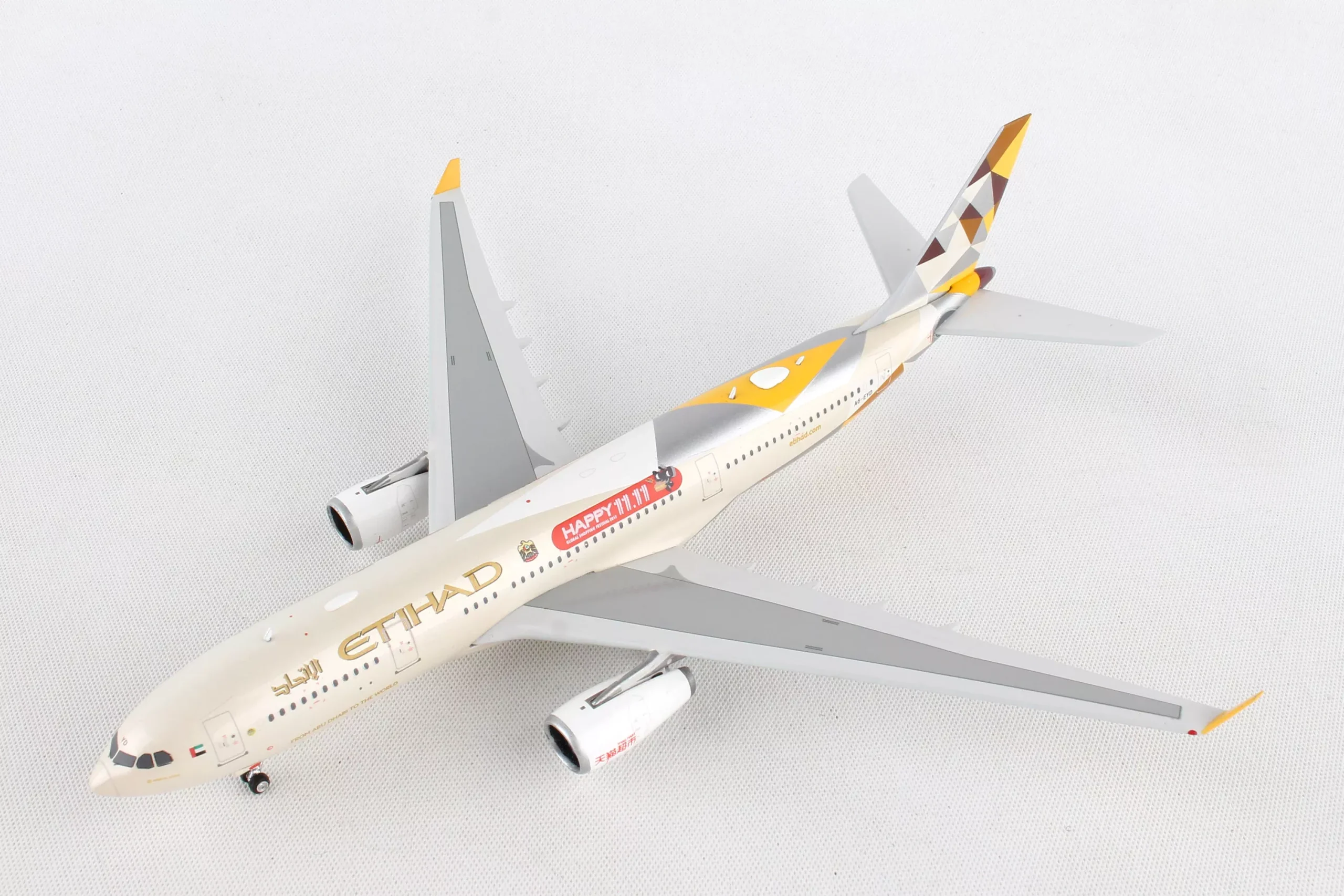 Phoenix Diecast PH1752 Etihad A330-200 1/400 Happy 11.11 Tmall Reg#A6-Eyd