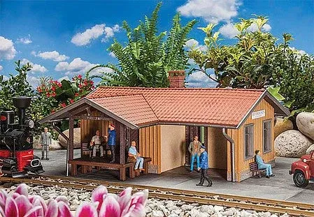 Pola 330894 G Scale Rothhausen Station — Kit – 44.5 x 39.5 x 23cm