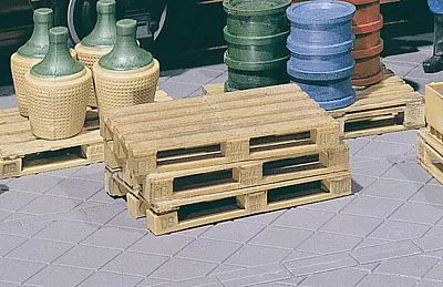 Pola 333201 G Scale Pallets -- pkg(4)