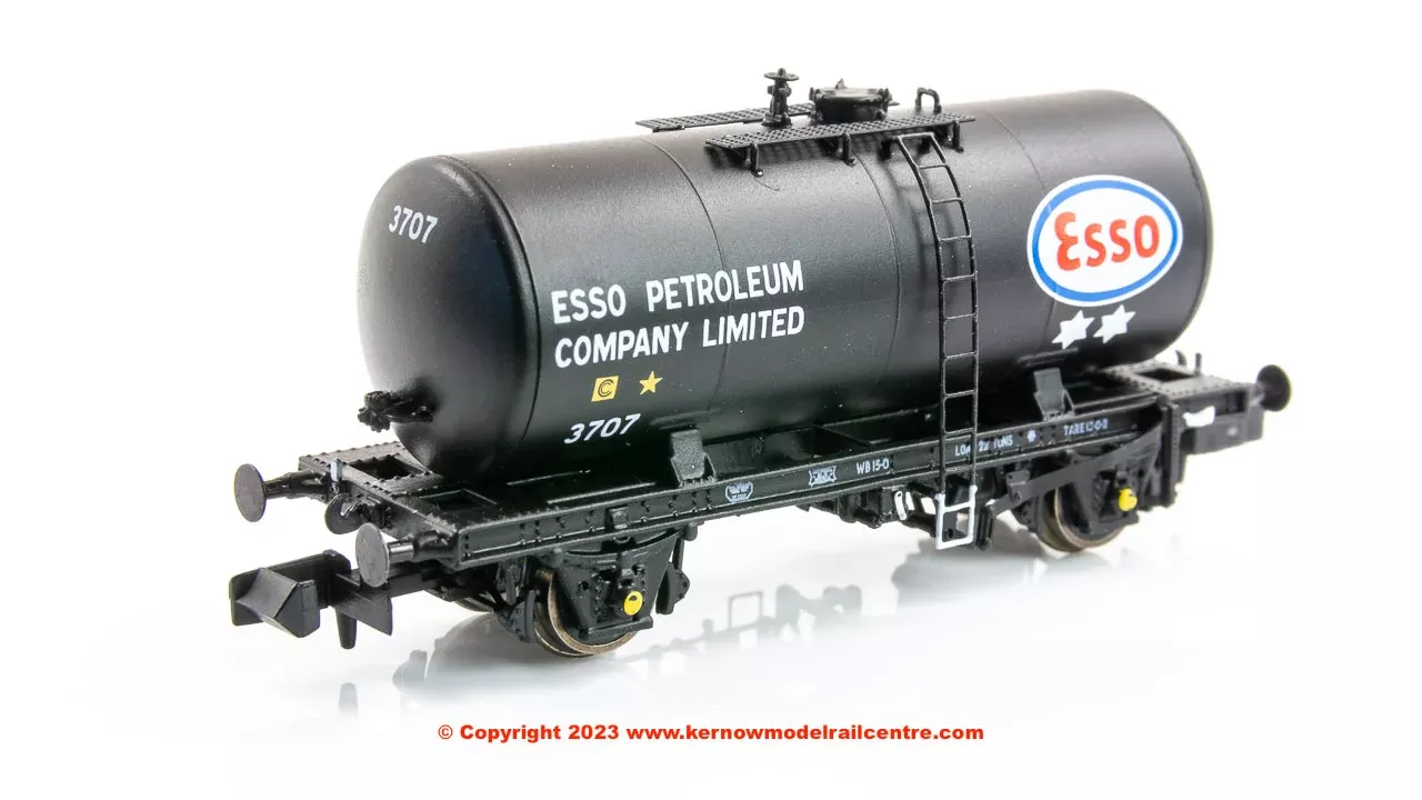 Revolution Trains Class B Tank Wagon number 3707